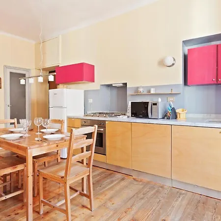 Guesthost - Corso Buenos Aires Colourful Flat